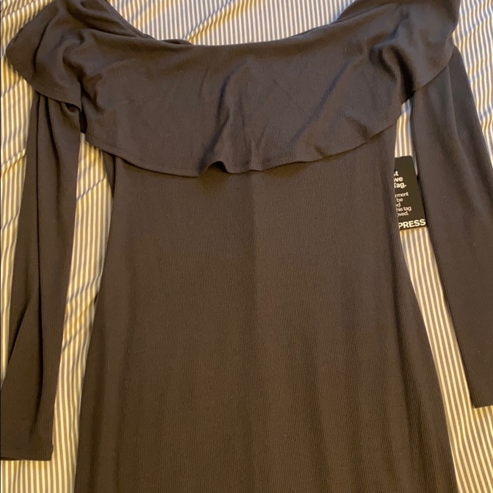 Long-sleeve dress